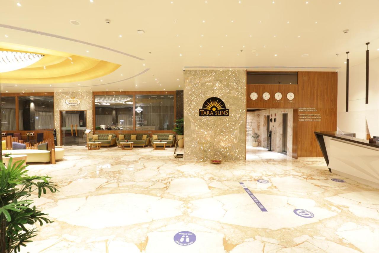 Tara Suns Hotel Vadodara Exterior photo