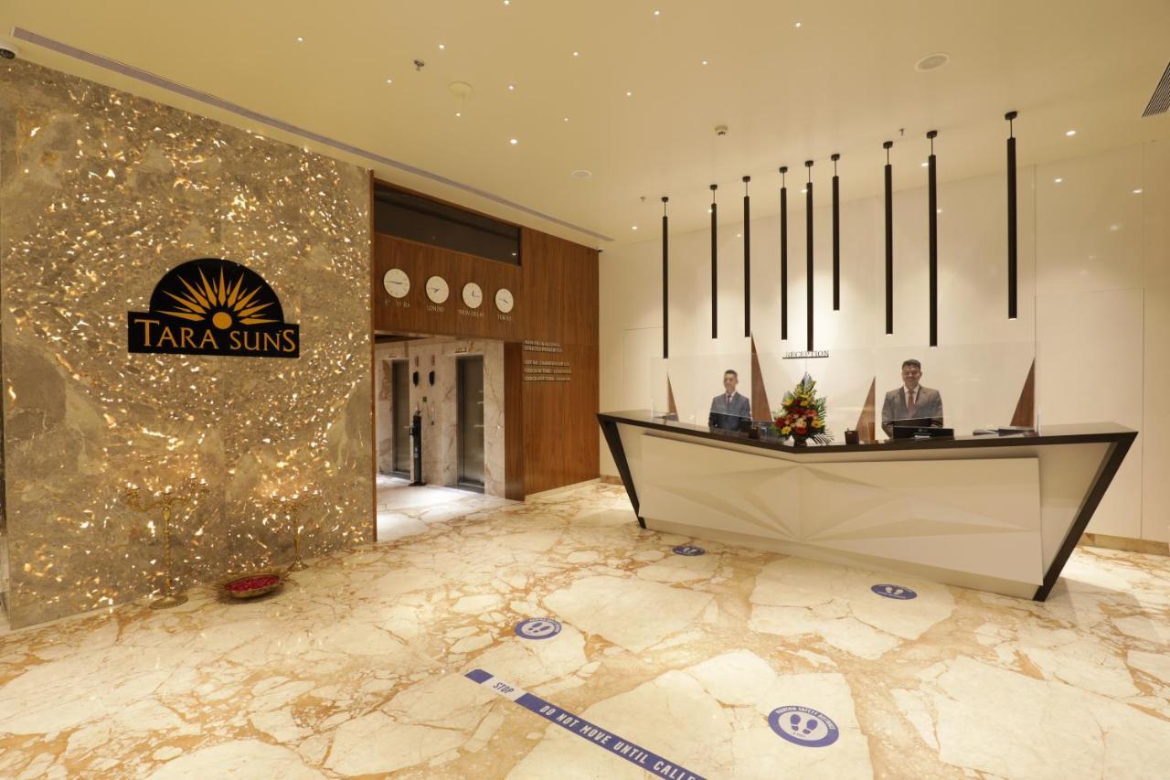 Tara Suns Hotel Vadodara Exterior photo